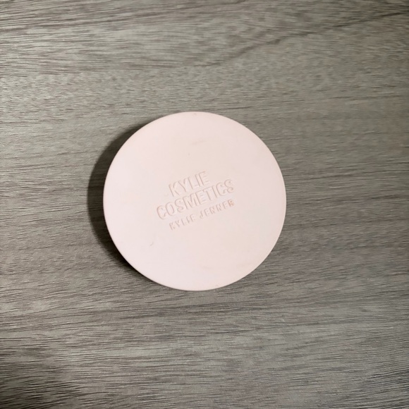 Rhode/Fenty/Kylie Cosmetics/Maybelline/Peripera/Etude Makeup Bundle - Picture 13 of 16